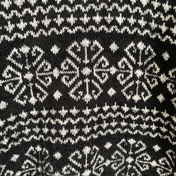Joseph A. Soft Eyelash Knit Snowflake Black & White Comfy Sweater large - Picture 11 of 12
